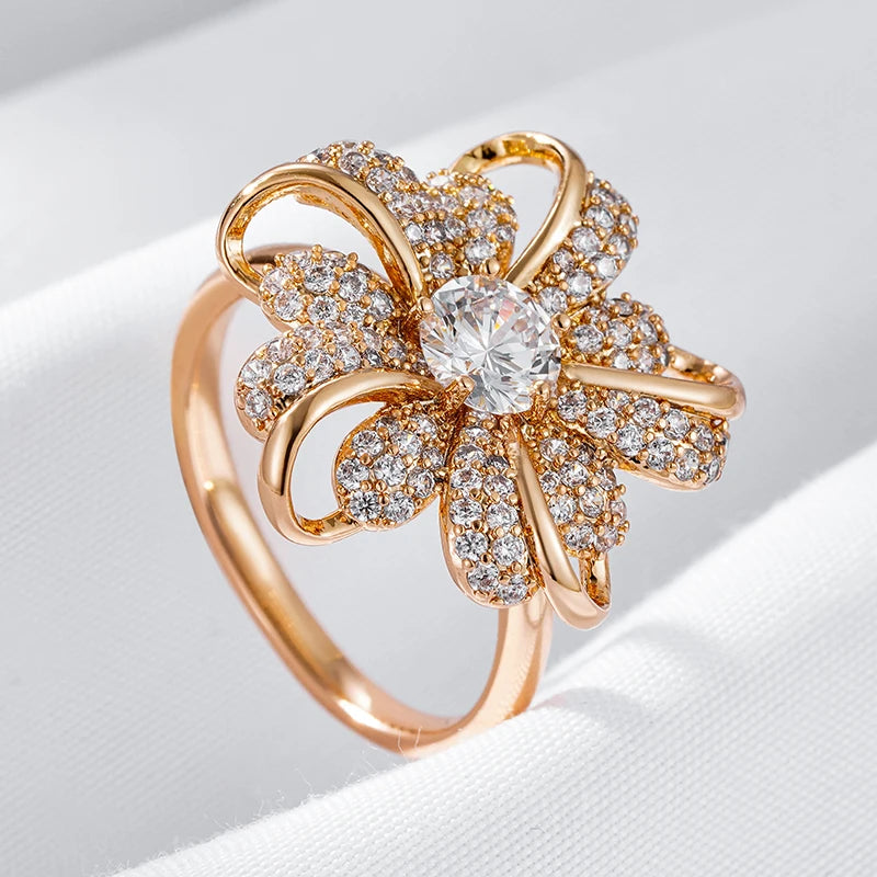 Stunning Gold Plated Crystal Flower Ring - Combined With The Brilliance Of Zirconia Stones Stunning Gold Plated Crystal Flower Ring - Combined With The Brilliance Of Zirconia Stones